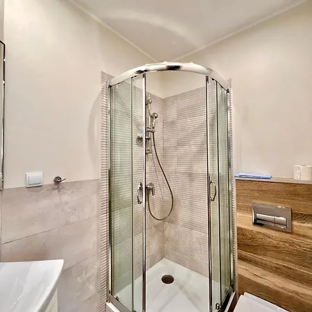 Bed & Breakfast Faleza *